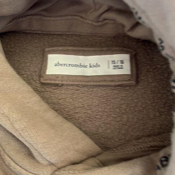 BACK TO SCHOOL ABERCROMBIE BUNDLE - Picture 3 of 8